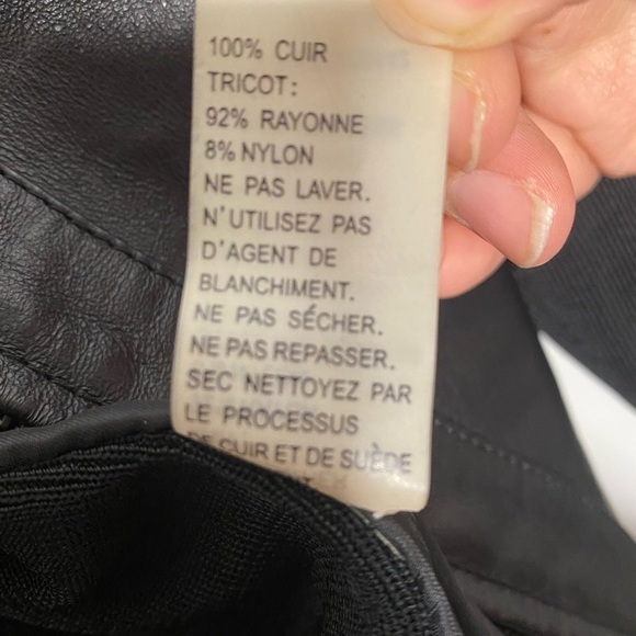 Peter Nygard women’s Faux leather black jacket w/floral design zip up - Picture 8 of 9